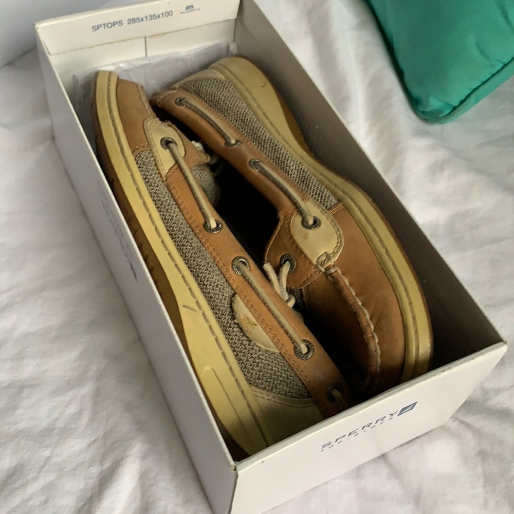 Sperry boat shoes